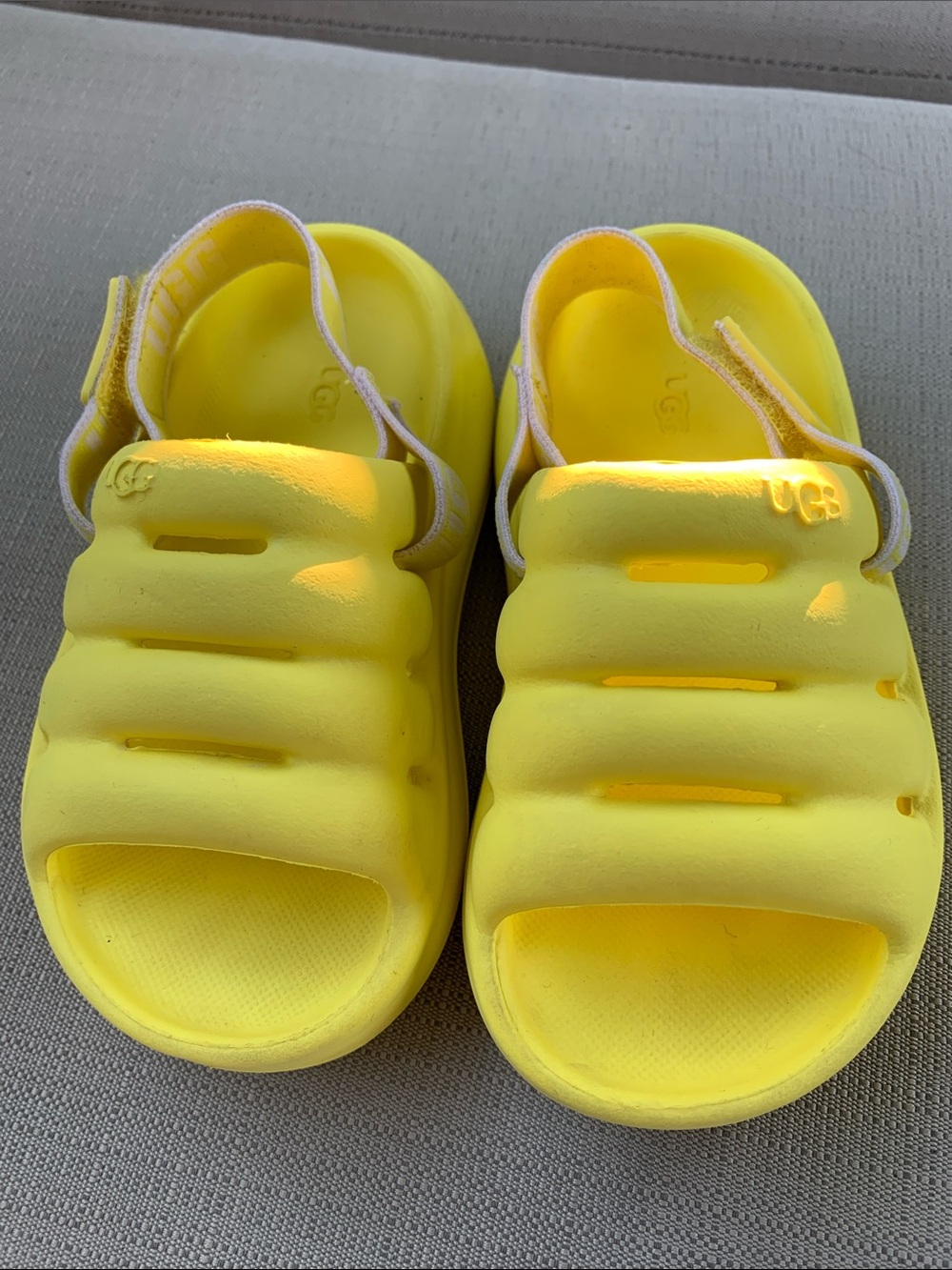 UGG Sport Yeah Sandals Toddler Size T 8